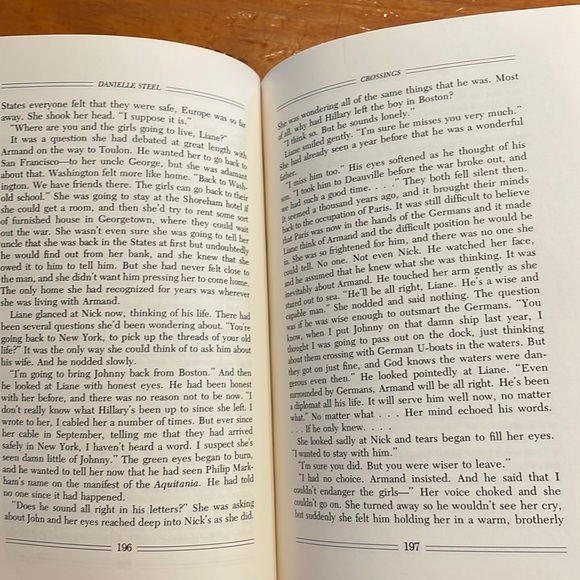 First Edition 1st Print 1982 Danielle Steel Crossings hardcover book Bestselling - Picture 12 of 15